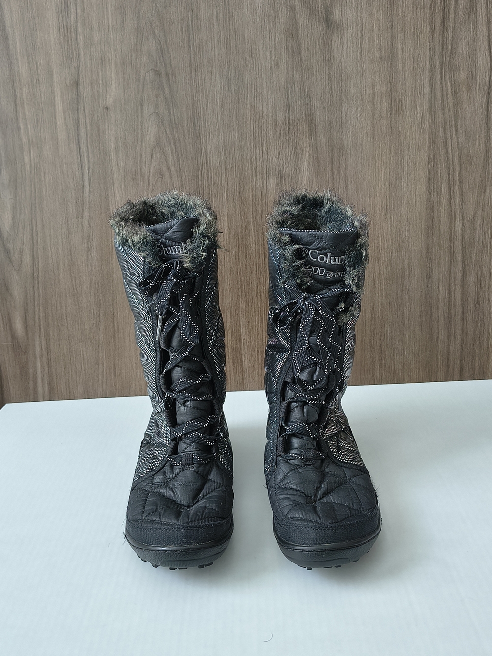 Columbia Black Lace-Up Women's Insulated Omni Heat Thermal Quilted Winter Boots